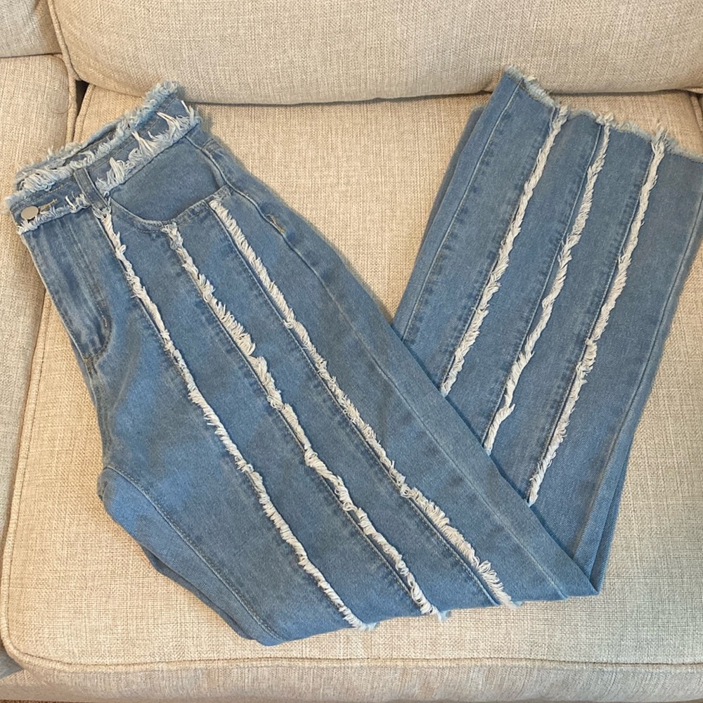 SHEIN wide leg jeans: Inseam 40inches Waist:14in Rise: 12 in